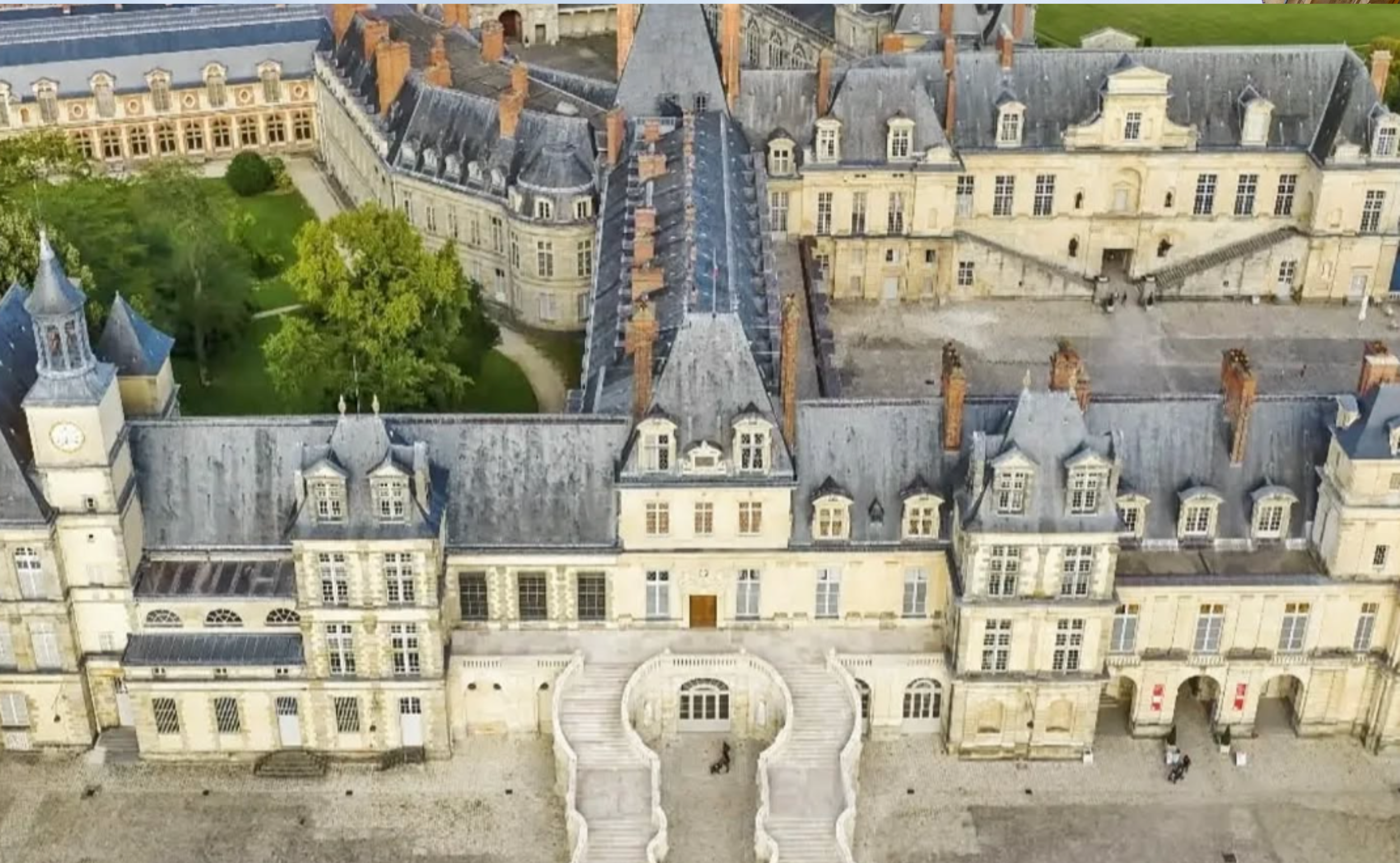 Fontainebleau and Vaux-le-Vicomte.png__PID:2b2d2a87-8653-4b67-bad8-6f29c4b28397